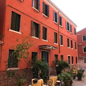 Marin Apart-hotel Veneza
