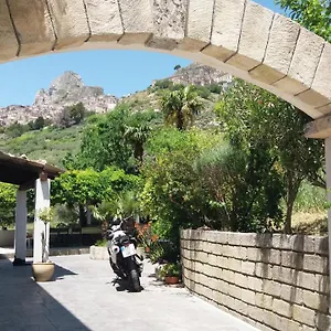 https://casa-puccio-bb.sicilyhotelsitaly.net