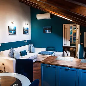 https://la-residenza-isabella.italymilanhotels.net